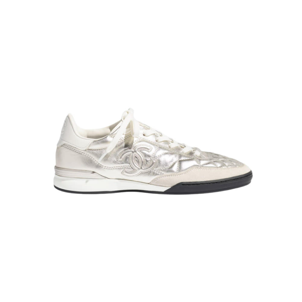 샤넬 CC로고 퀼팅 스니커즈 실버